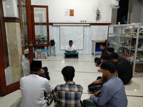 Kuliah Tematik dan Monitoring Evaluasi Santri PPTQ Muhajirin